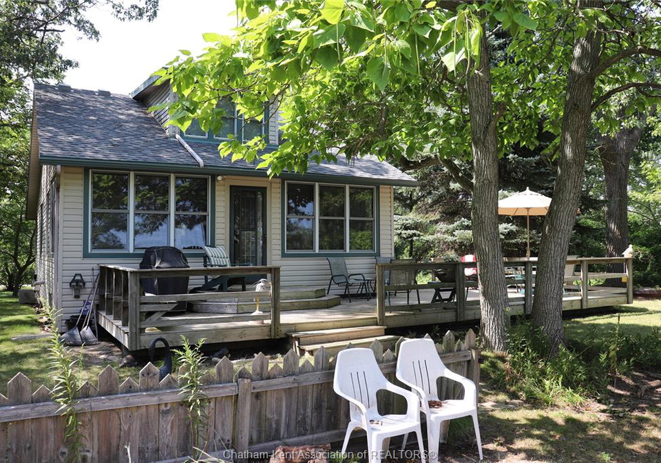 17818-lakeshore-road-rondeau-park-ontario-26021378