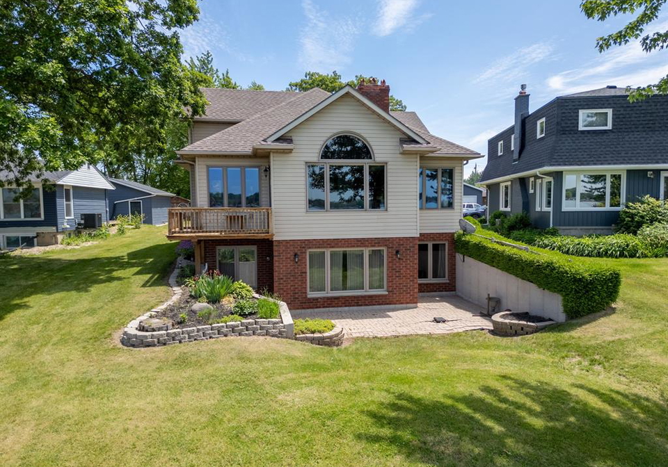 2827-st-clair-parkway-sombra-ontario-26021392