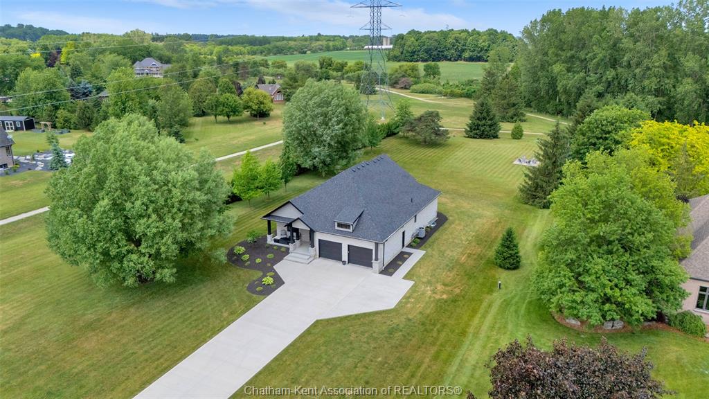 21267-adams-crescent-mckays-corners-ontario-26021398