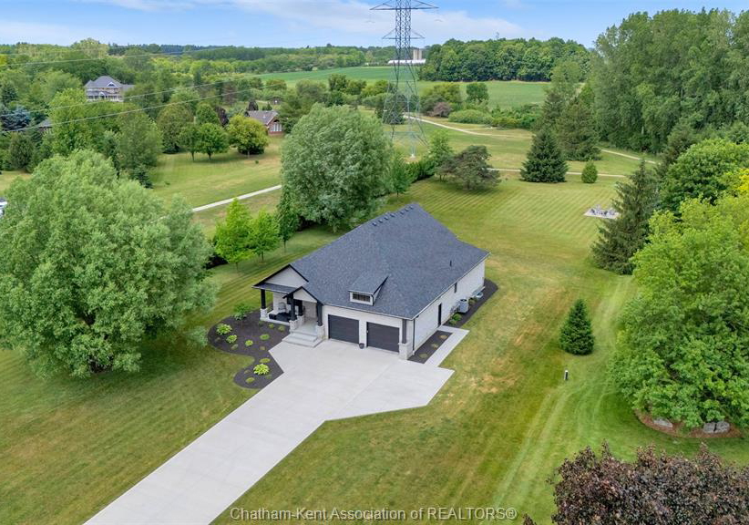 21267-adams-crescent-mckays-corners-ontario-26021398