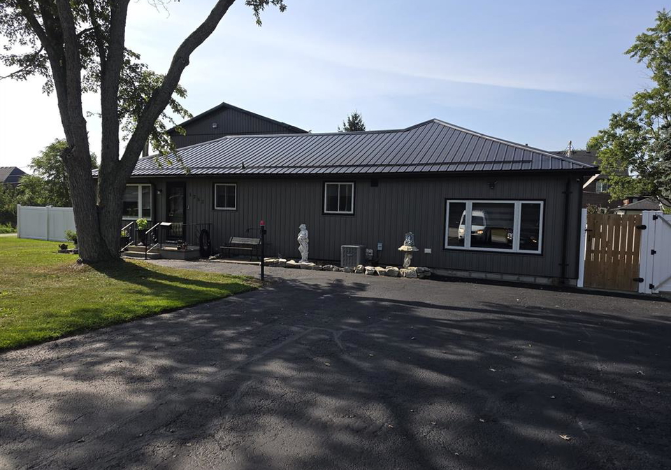 1282-stuart-boulevard-lasalle-ontario-26021401