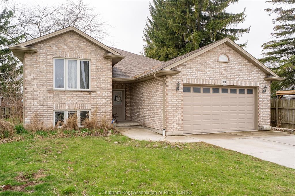30-st-michael-avenue-chatham-ontario-26021407