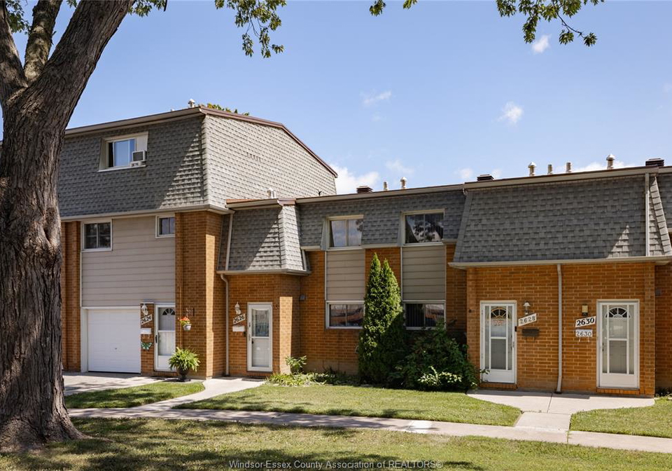 2626-vine-court-windsor-ontario-26021412