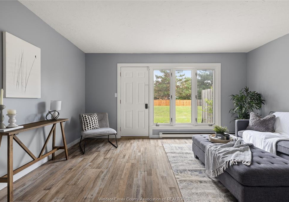 2626-vine-court-windsor-ontario-26021412