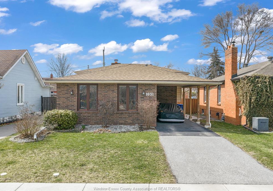 1031-eastlawn-windsor-ontario-26021417