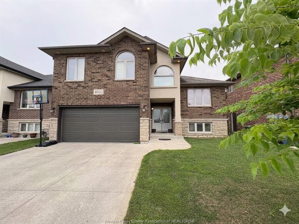 4033-cosenza-street-windsor-ontario-26021436
