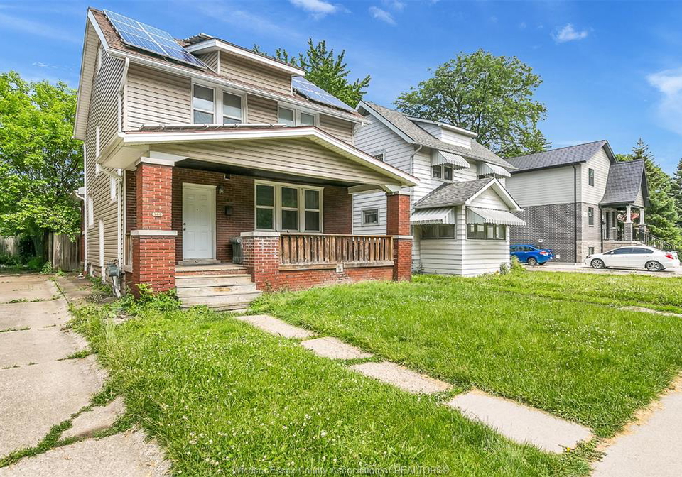 346-randolph-windsor-ontario-26021441