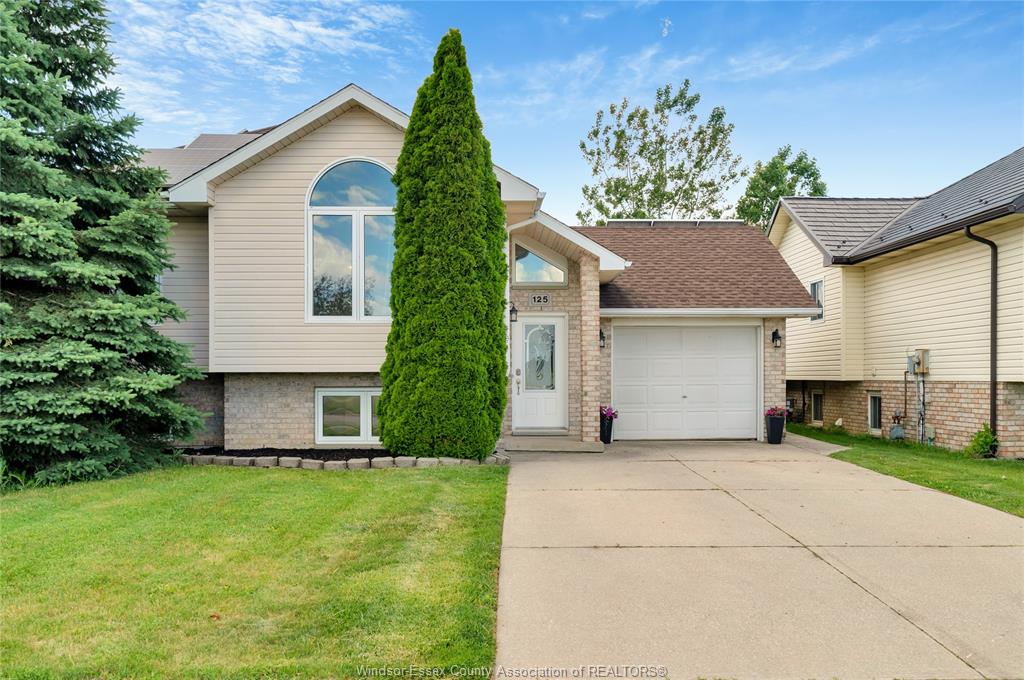 125-queen-street-south-tilbury-ontario-26021444
