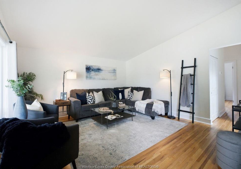 1208-belleperche-windsor-ontario-26021455