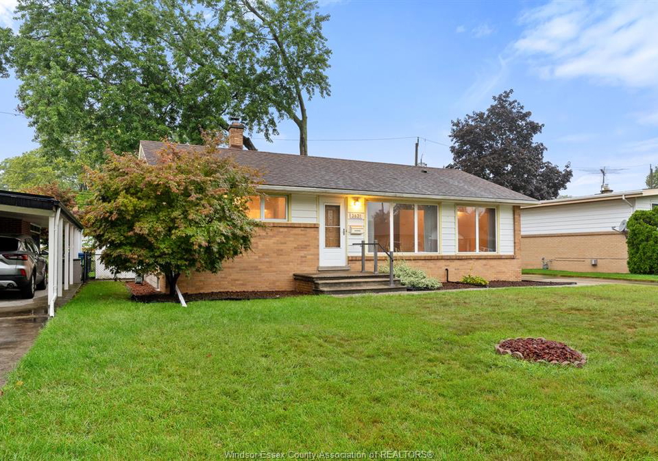 3631-rankin-avenue-windsor-ontario-26021479