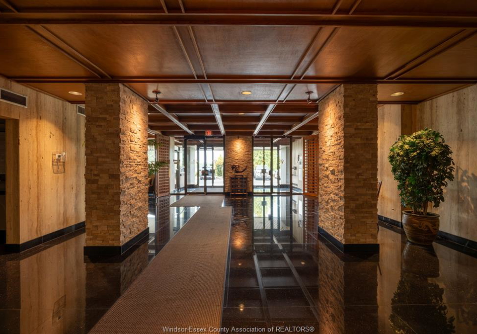 5125-riverside-drive-east-windsor-ontario-26021483