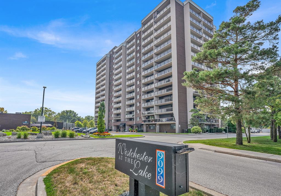 9099-riverside-windsor-ontario-26021489