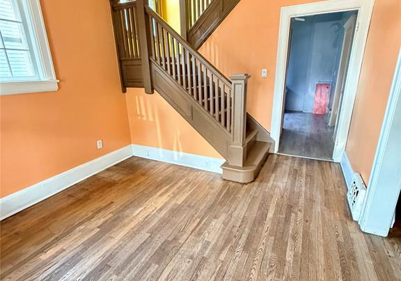 490-crawford-windsor-ontario-26021511