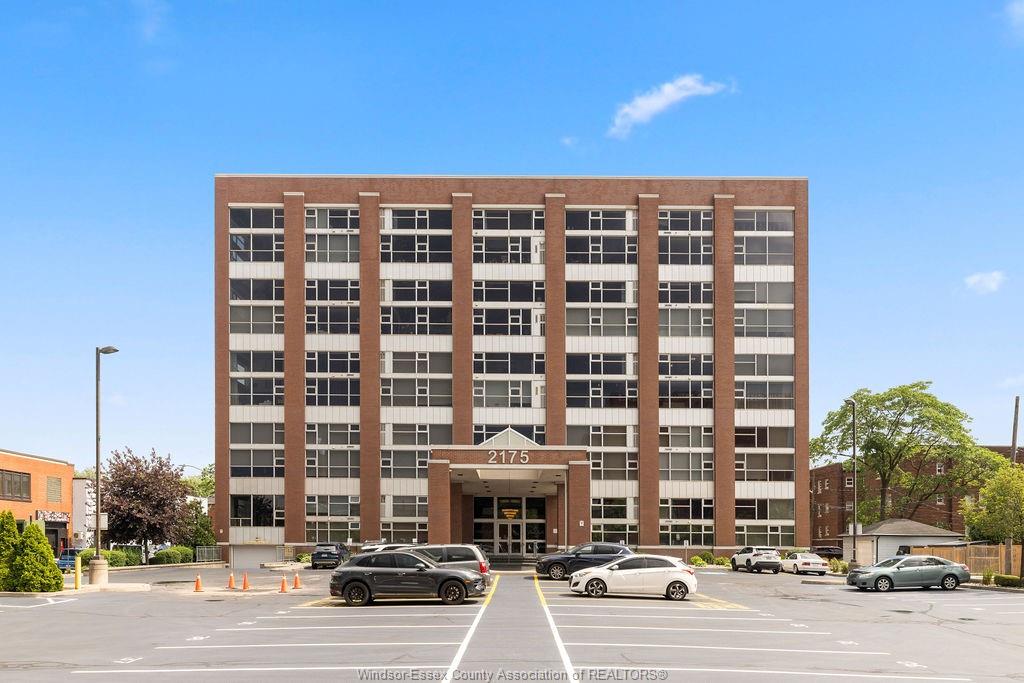 2175-wyandotte-street-east-windsor-ontario-26021512