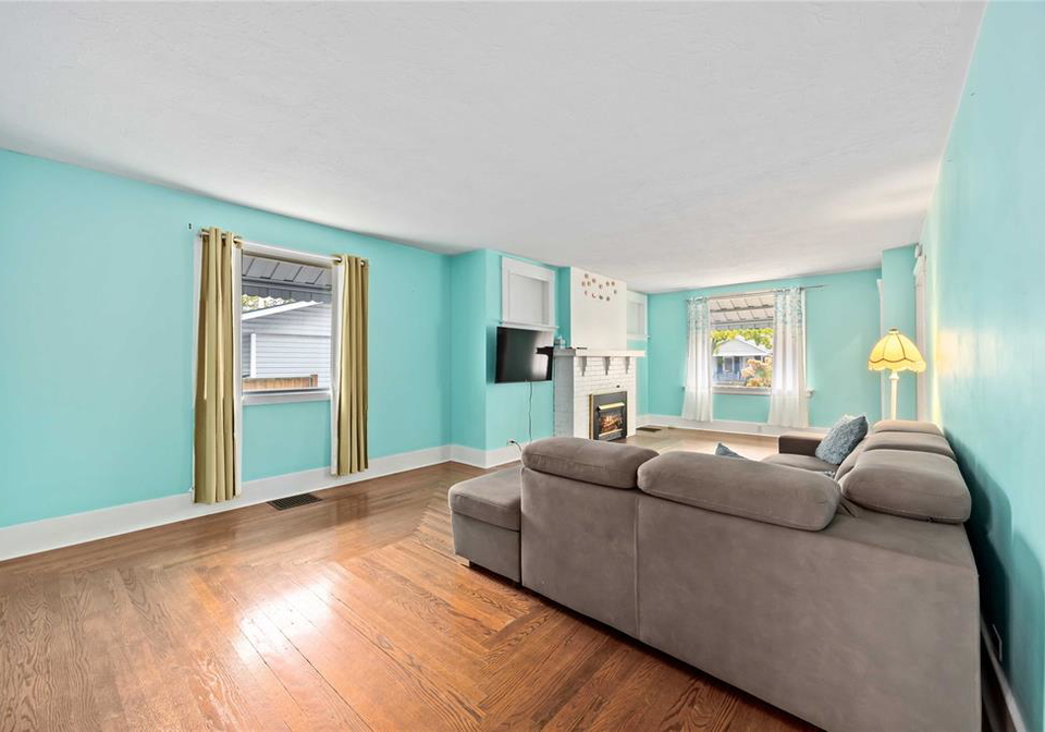 192-penrose-street-north-sarnia-ontario-26021513