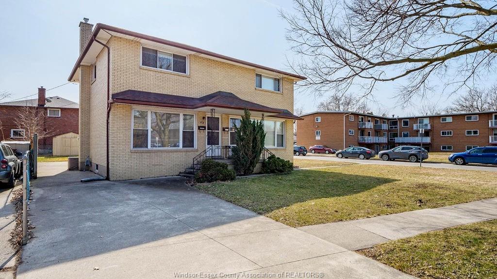 8729-wyandotte-windsor-ontario-26021533
