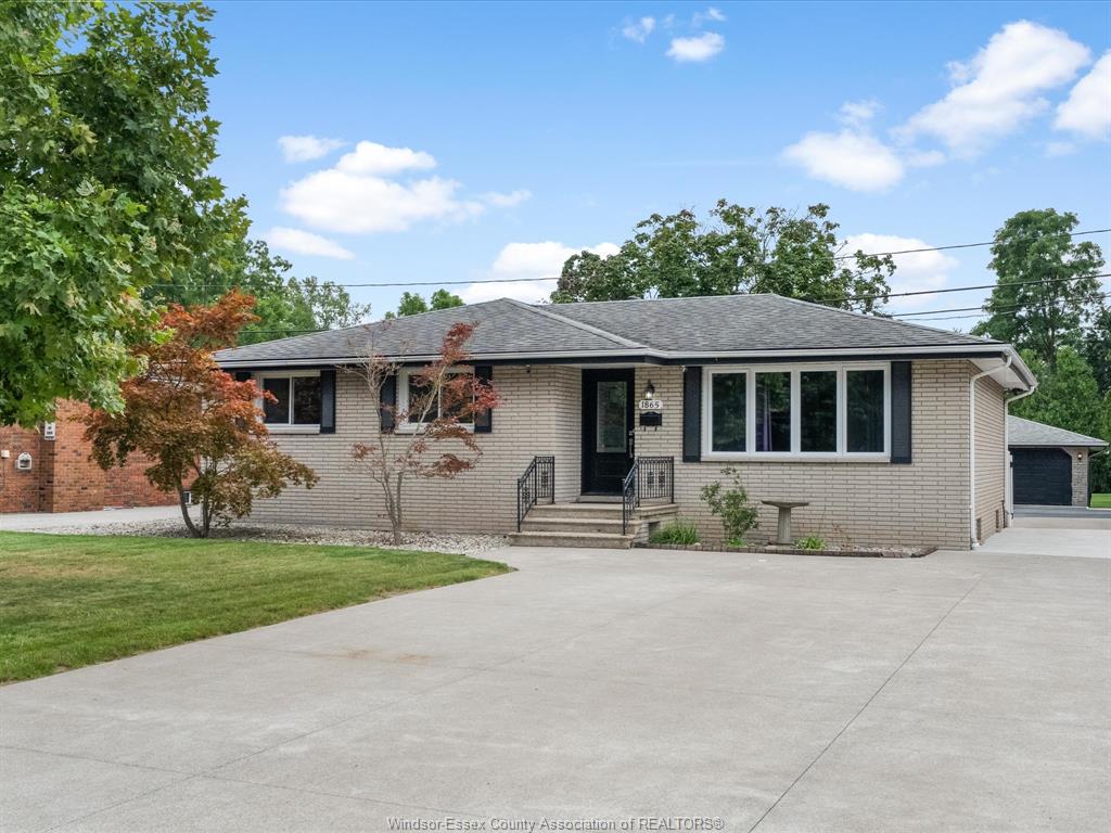 1865-todd-lane-lasalle-ontario-26021539
