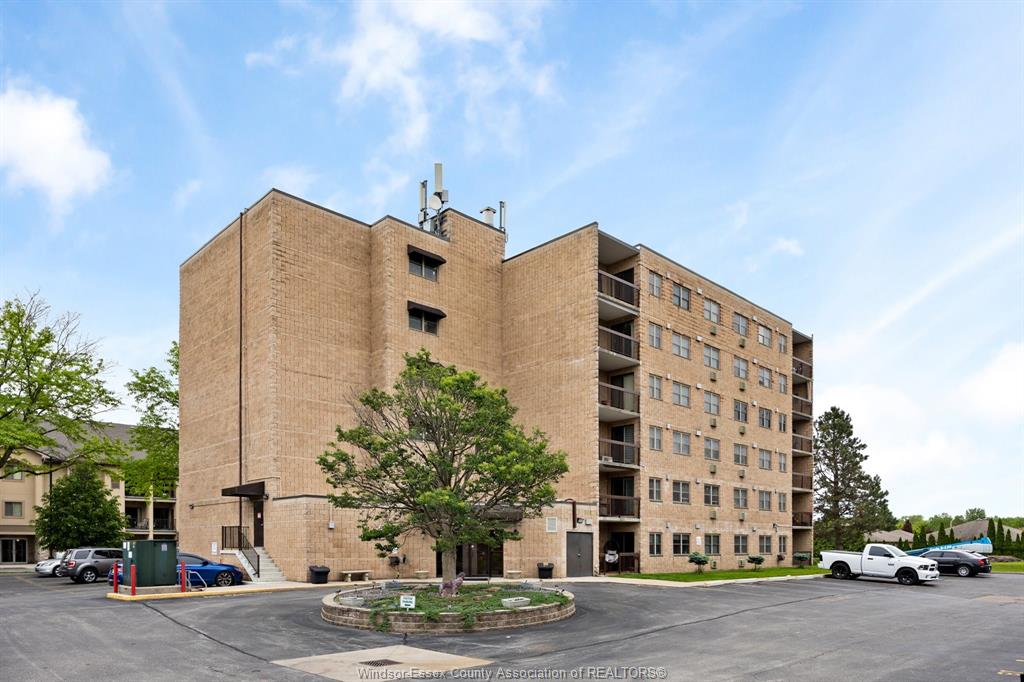 1905-normandy-lasalle-ontario-26021543