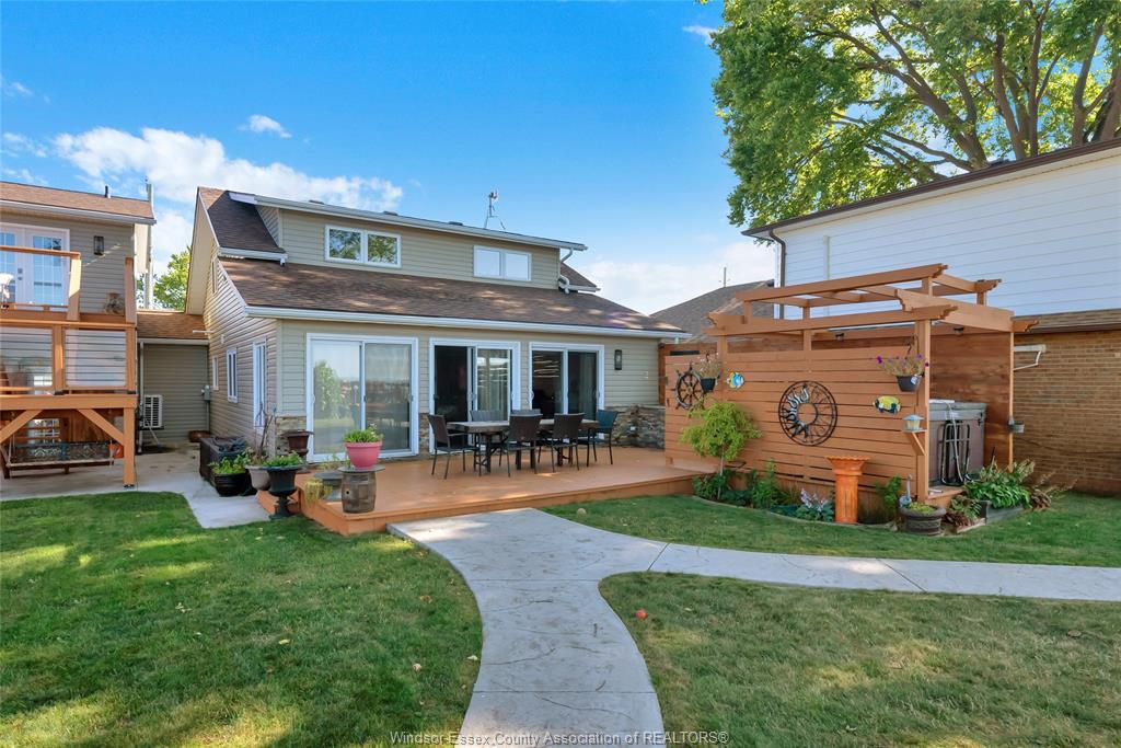 235-lakeside-drive-amherstburg-ontario-26021544