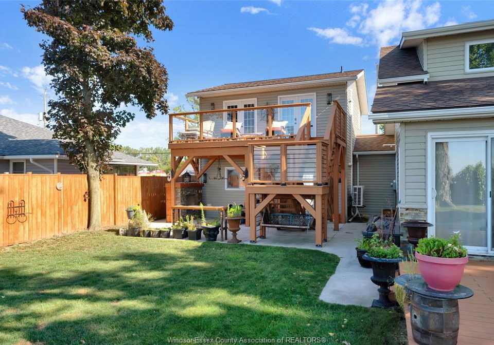 235-lakeside-drive-amherstburg-ontario-26021544