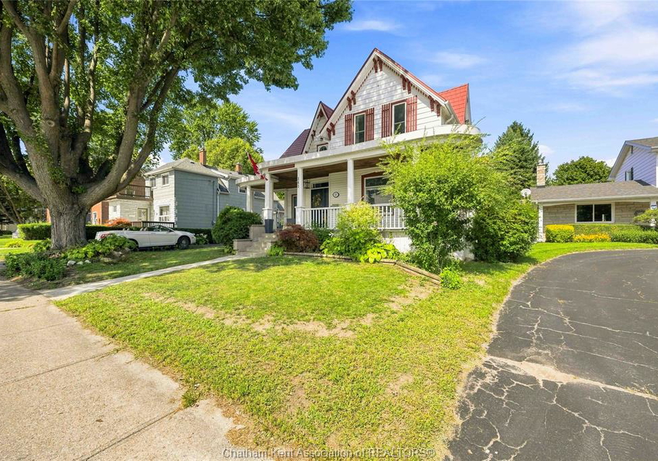 141-margaret-avenue-wallaceburg-ontario-26021553