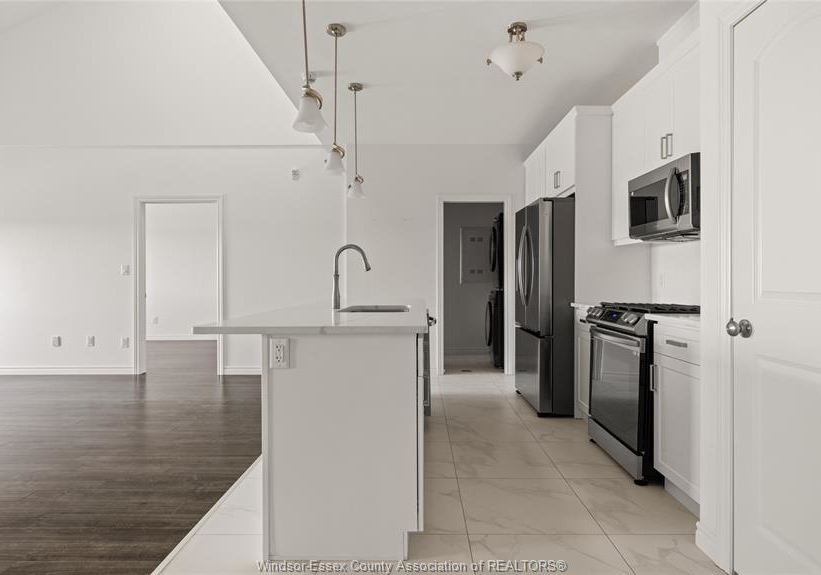 1888-westview-park-boulevard-lasalle-ontario-26021558