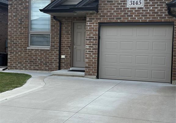 3145-viola-crescent-windsor-ontario-26021559