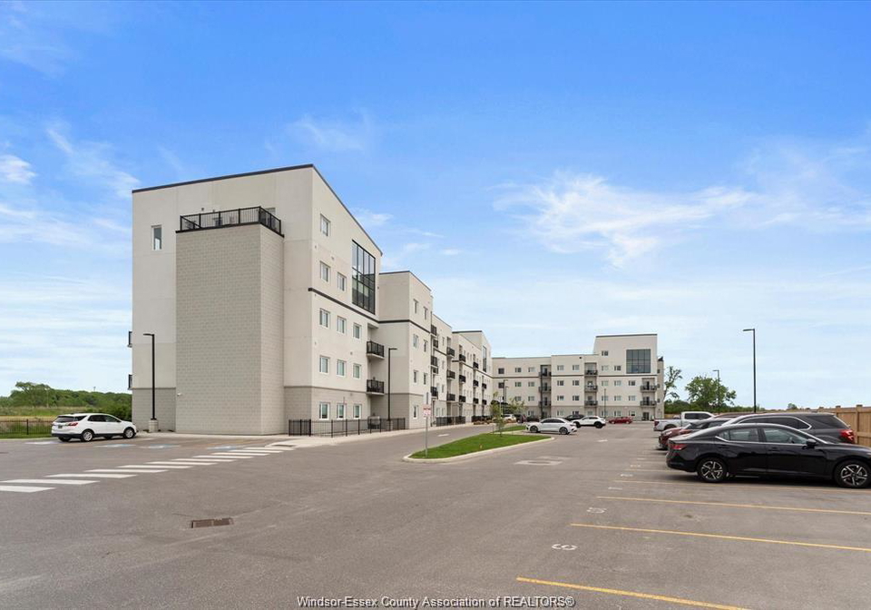 1900-6th-concession-road-lasalle-ontario-26021561