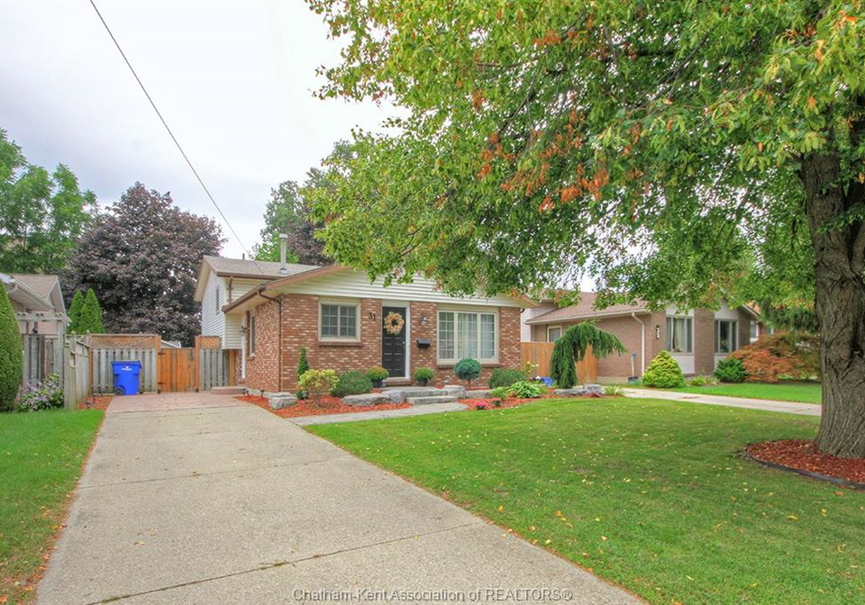 31-st-anthony-street-chatham-ontario-26021584