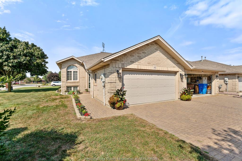 41-queens-hill-crescent-leamington-ontario-26021589
