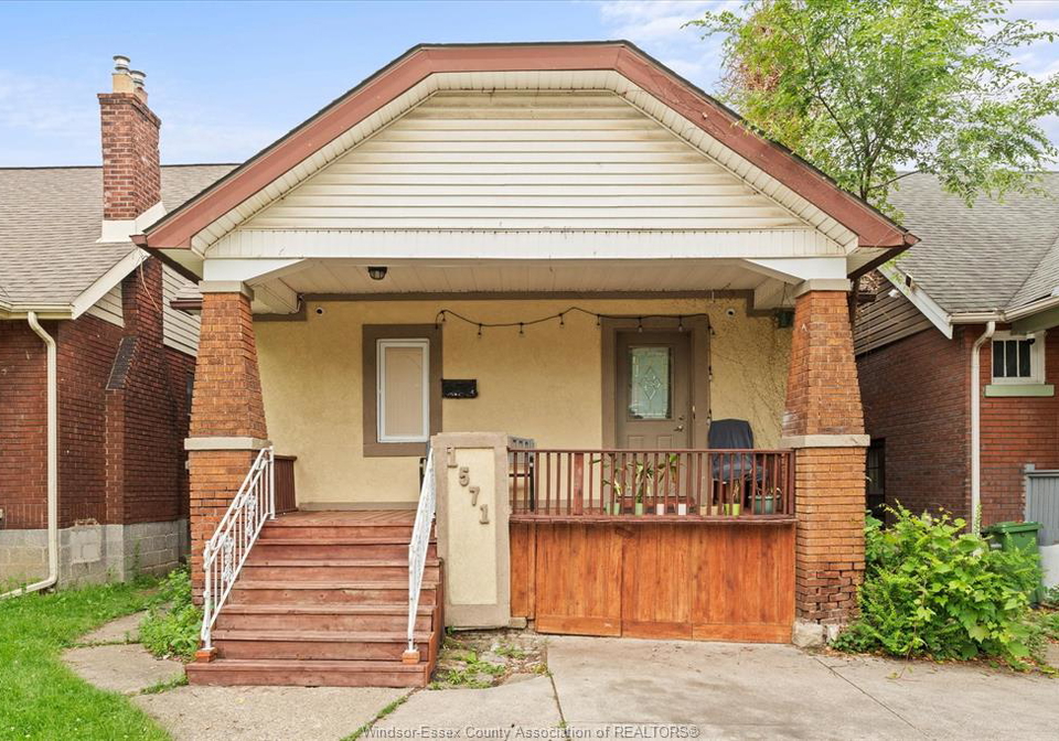 1571-goyeau-windsor-ontario-26021610