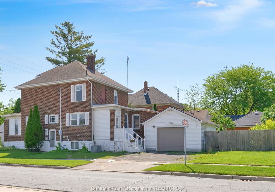 448-queen-street-chatham-ontario-26021620
