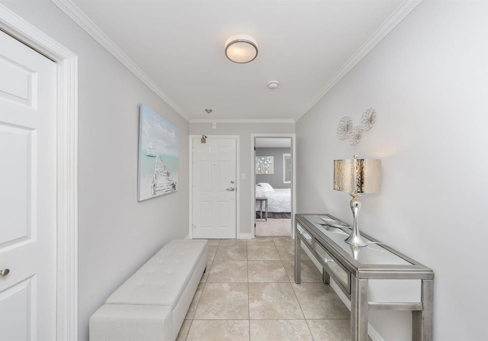 1520-venetian-boulevard-point-edward-ontario-26021622