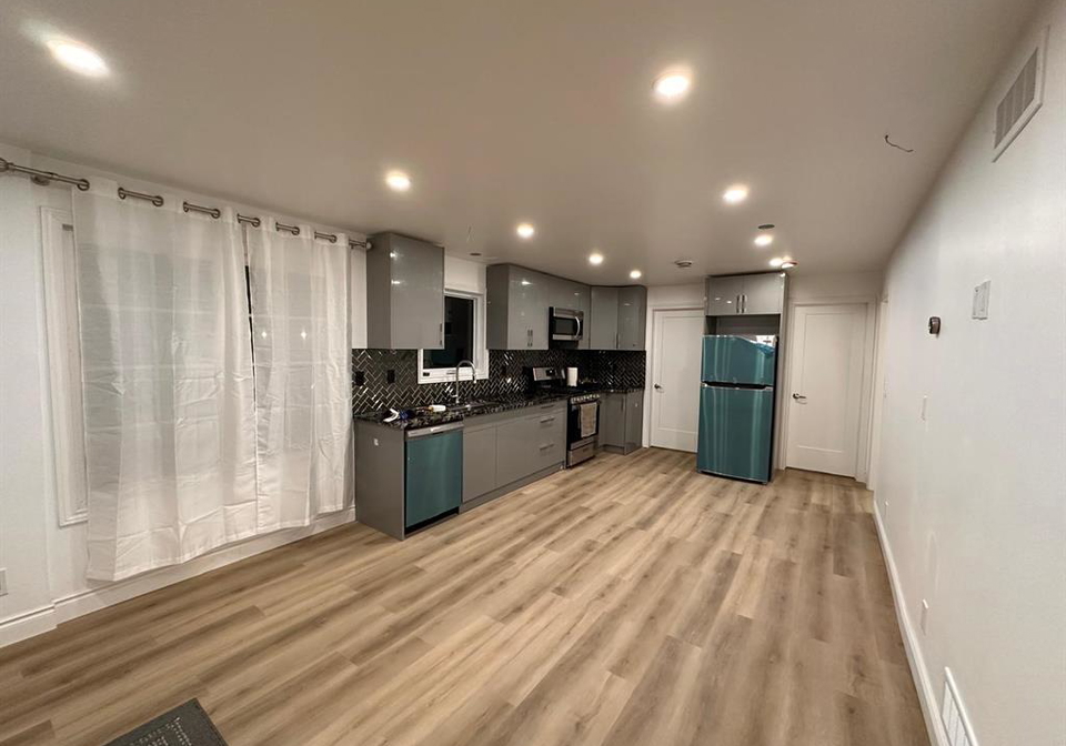 1115-morton-drive-lasalle-ontario-26021627