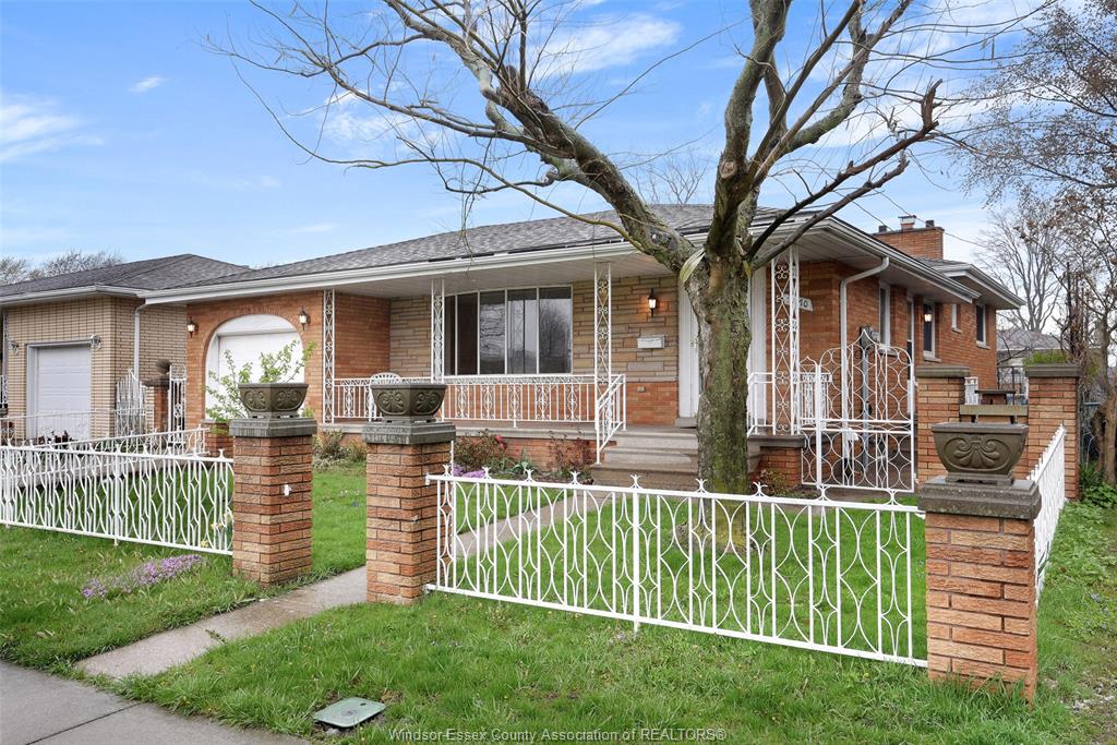 10770-eastcourt-windsor-ontario-26021632