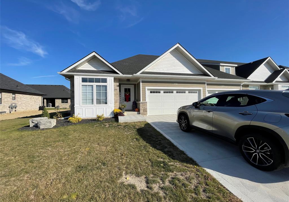 308-kelly-road-amherstburg-ontario-26021635