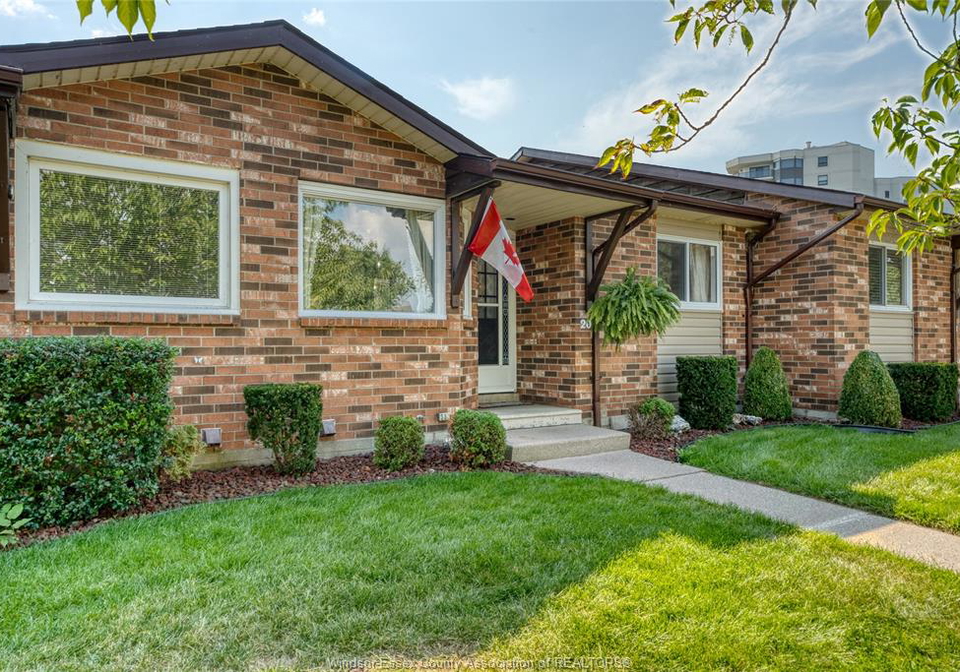 7-cherry-lane-leamington-ontario-26021641