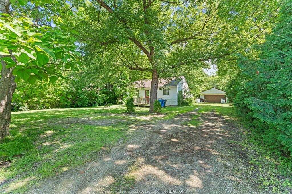 3555-county-road-42-windsor-ontario-26021649