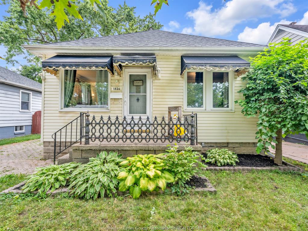 1826-francois-road-windsor-ontario-26021654