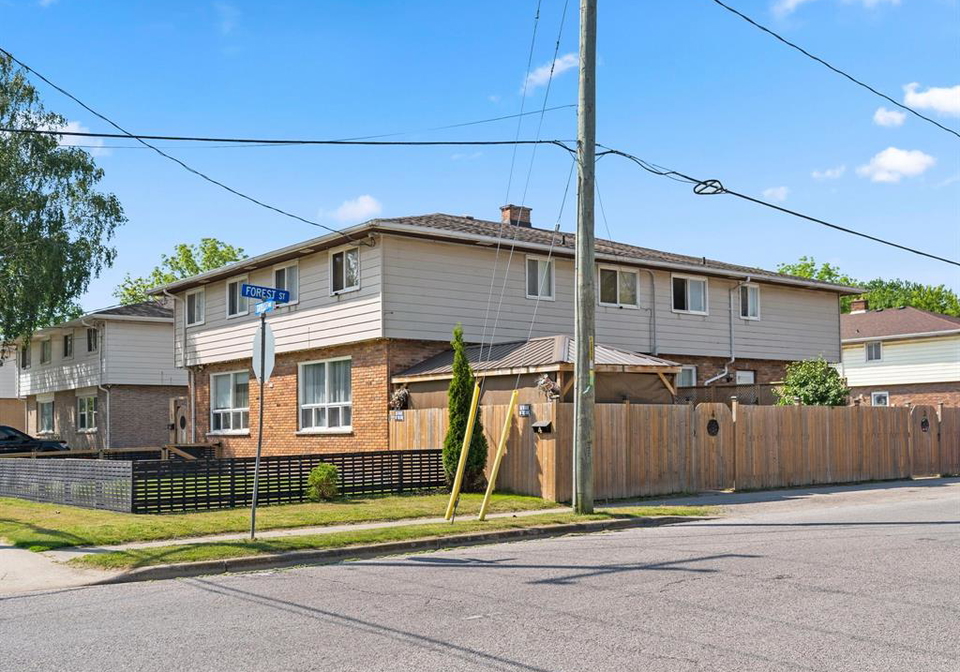 22-taylor-avenue-chatham-ontario-26021658