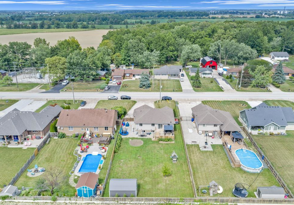8401-middle-sideroad-amherstburg-ontario-26021703