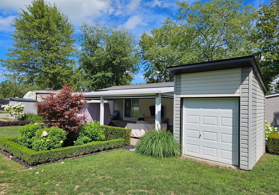 981-county-road-2-lakeshore-ontario-26021713