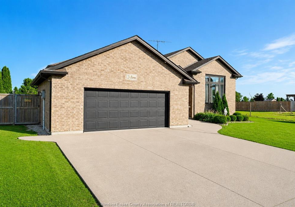 3-sara-boulevard-cottam-ontario-26021717