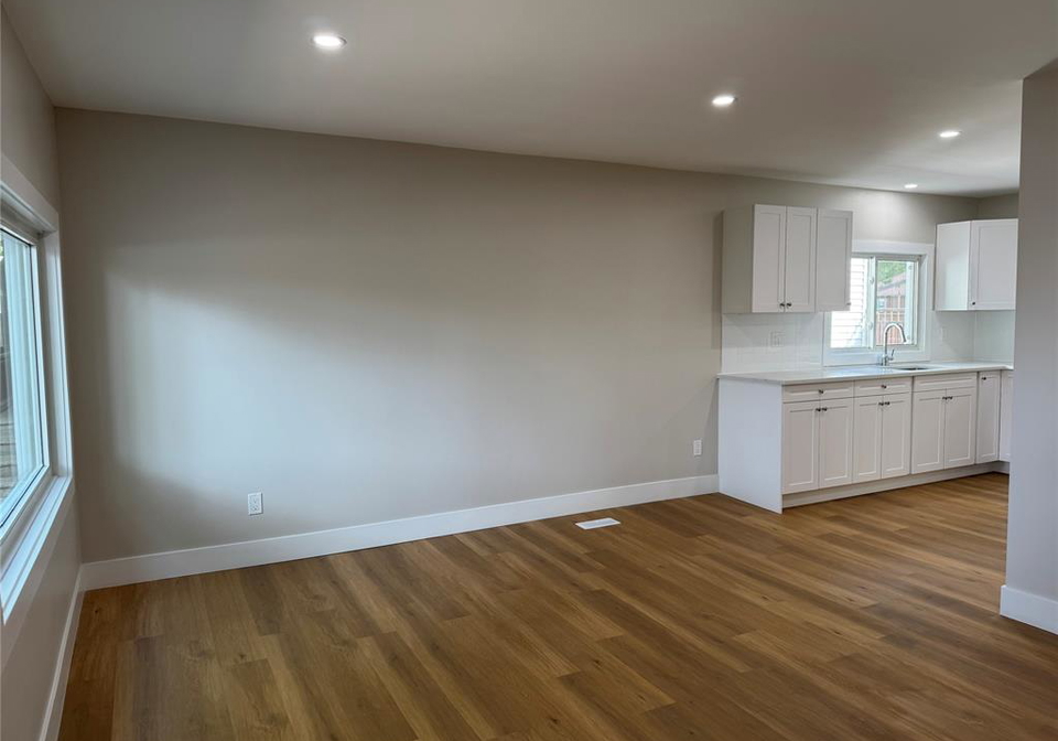 1462-labadie-windsor-ontario-26021728