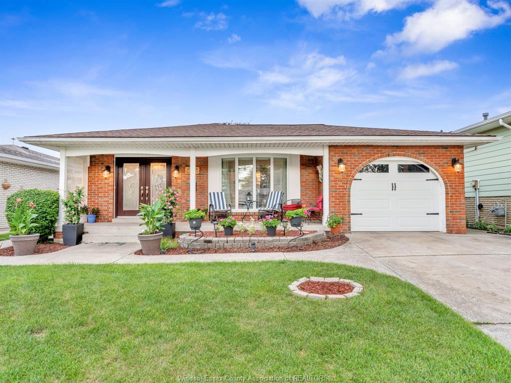 9975-holly-crescent-windsor-ontario-26021735