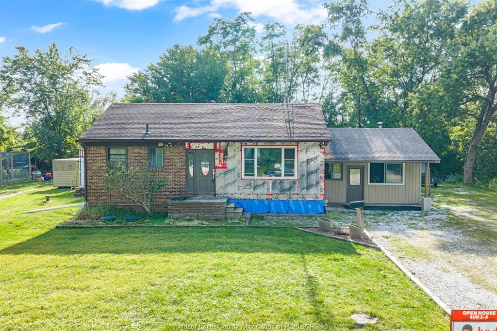 2125-betts-windsor-ontario-26021738
