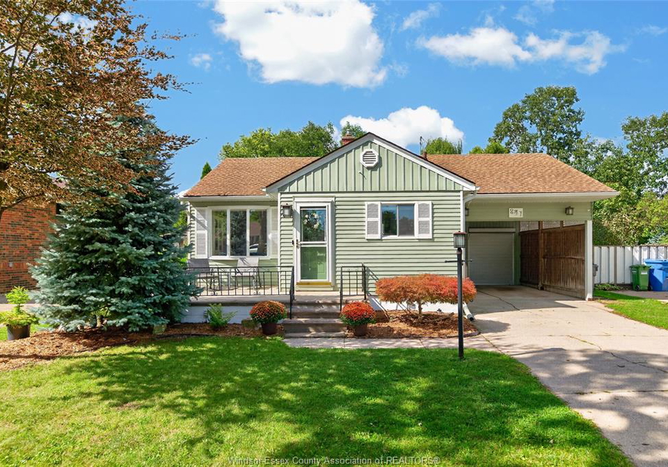 841-rossini-boulevard-windsor-ontario-26021756