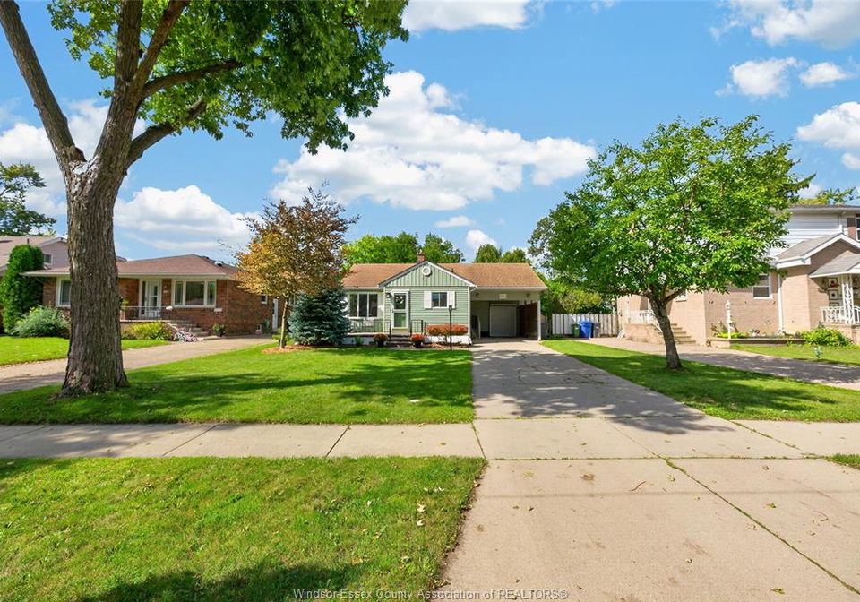 841-rossini-boulevard-windsor-ontario-26021756