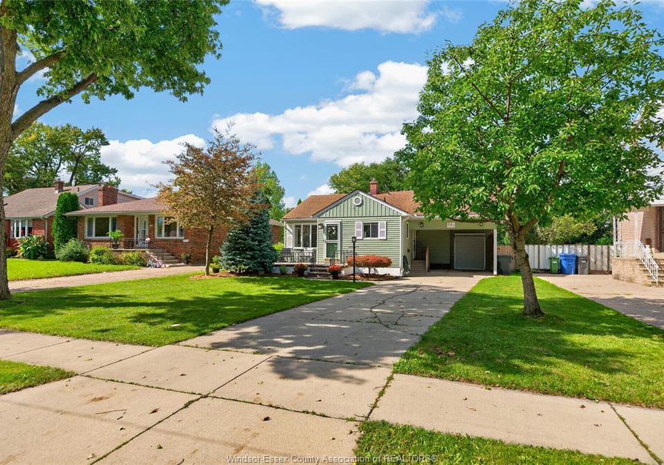 841-rossini-boulevard-windsor-ontario-26021756