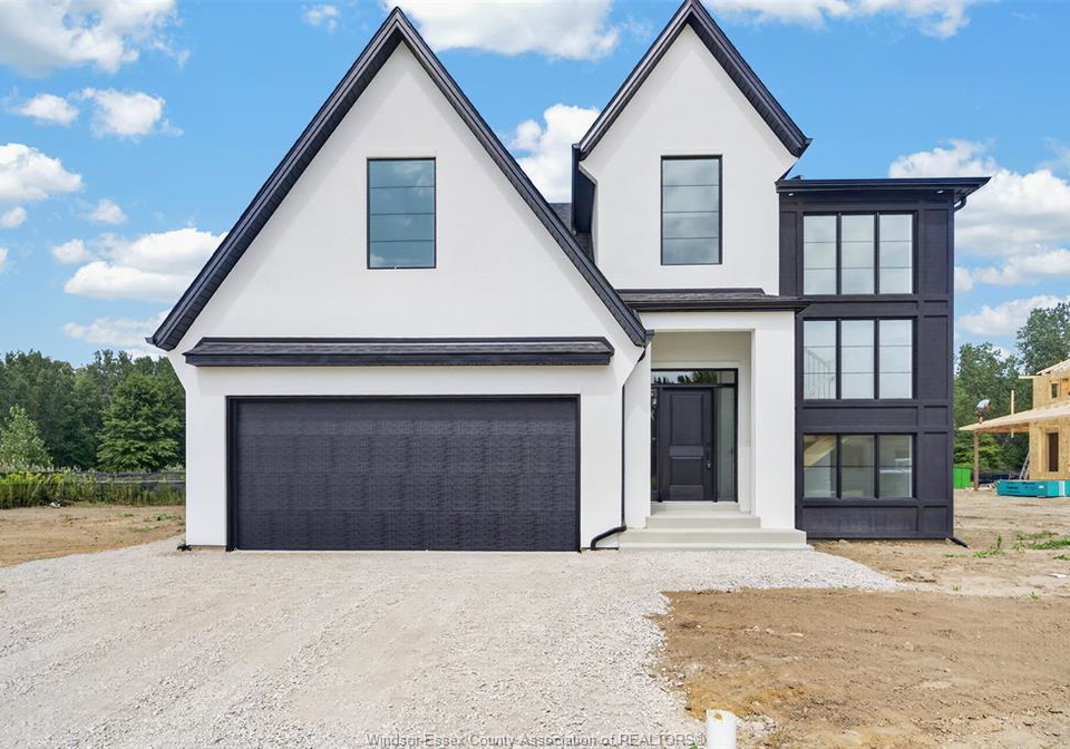 3450-oke-lasalle-ontario-26021788
